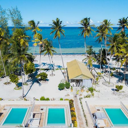 Pili Pili Orient Beach Resort Bwejuu Exterior photo